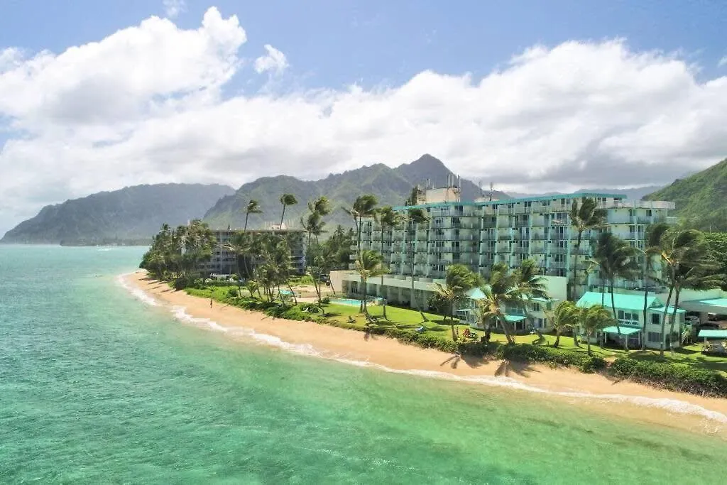 Luxurious Beachfront Condo Hau'ula