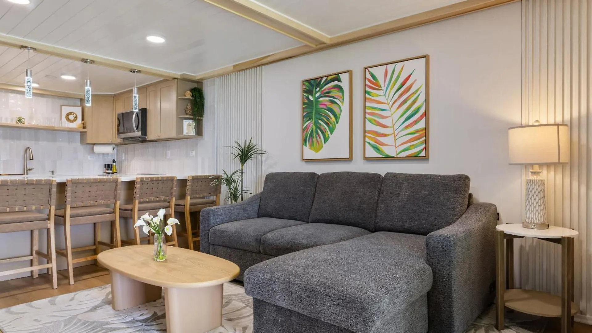 Luxurious Beachfront Condo Hau'ula 0*,